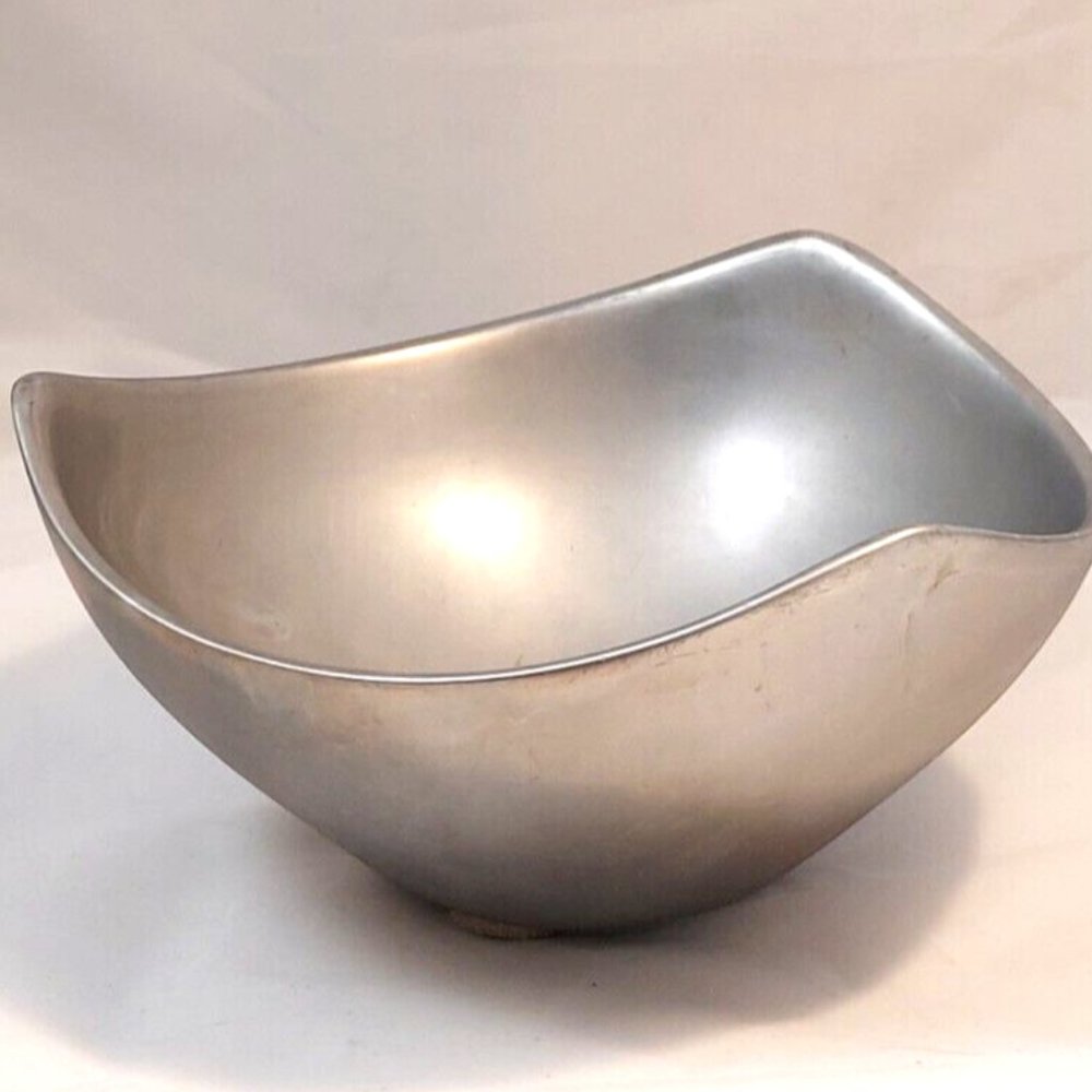 Mid Century Nambe 1967 Silver Tri-Corner Bowl #530 7 1/2” U.S.A.